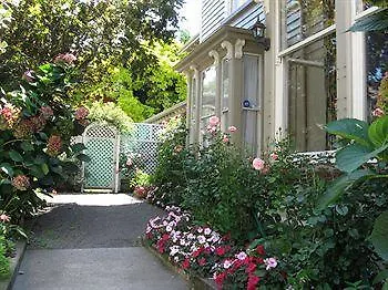 Dorset House Backpackers Pansiyon Christchurch Hostel