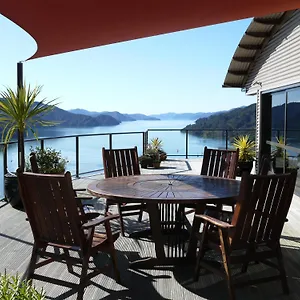 Okiwa Bay 4*, Picton New Zealand